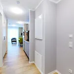 Adapt Hotel